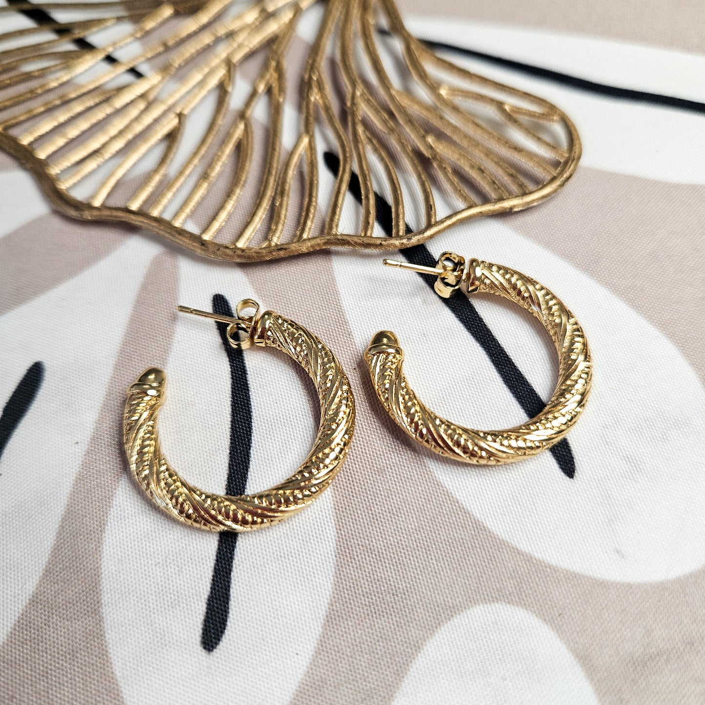 Boucles d'oreilles PARIS créoles