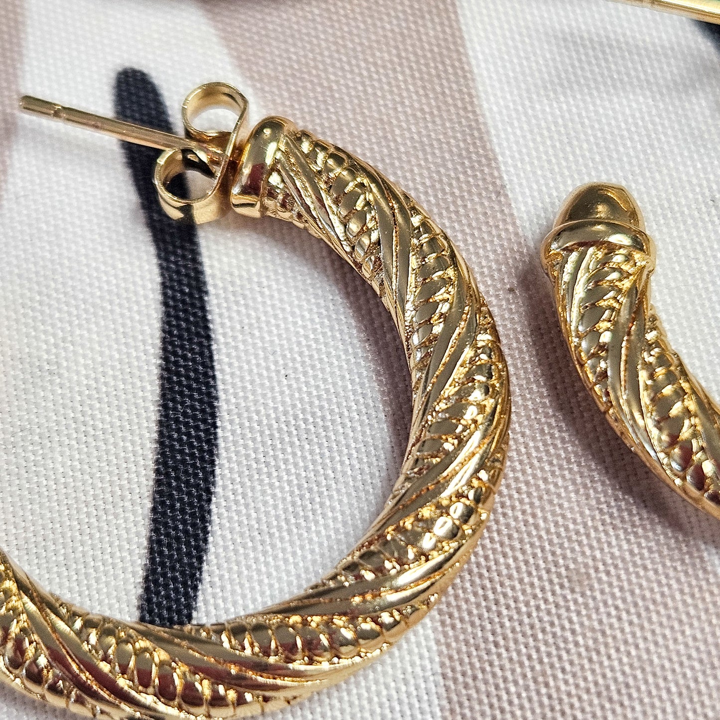 Boucles d'oreilles PARIS créoles