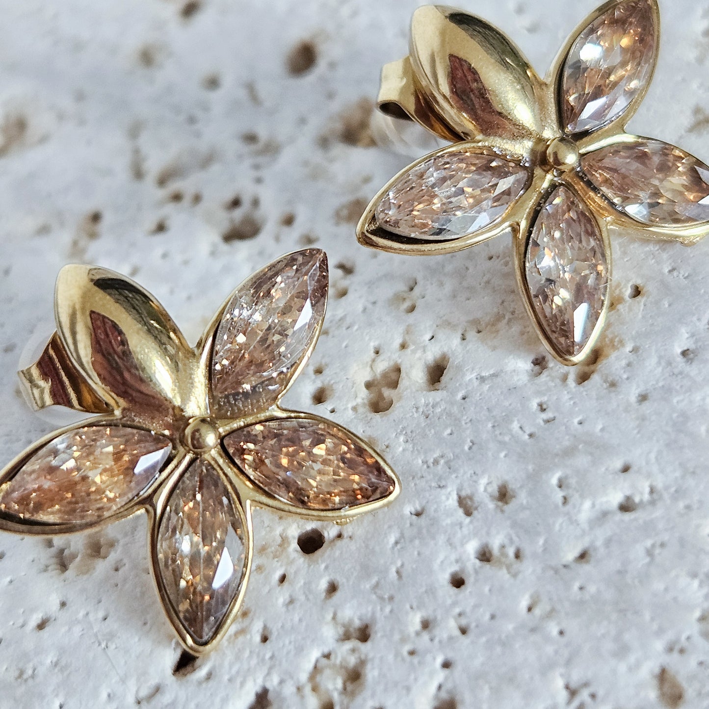 Boucles d’oreilles Ciara beige