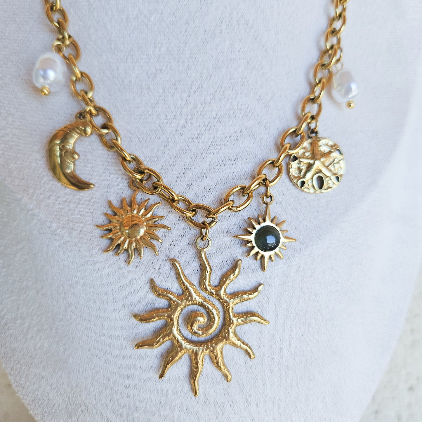 Collier SOLA