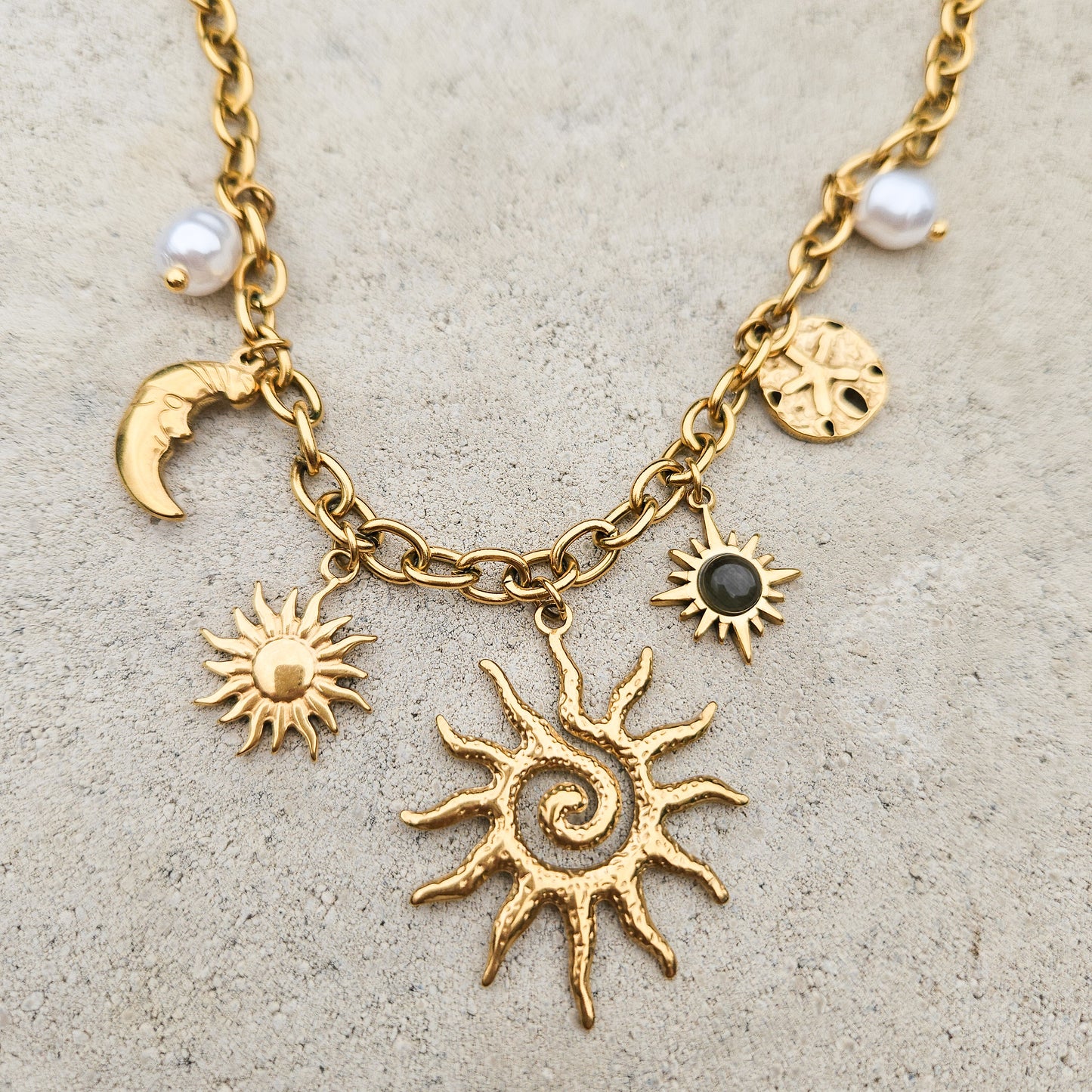 Collier SOLA