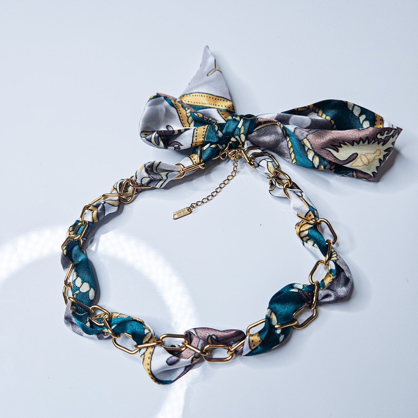 Collier foulard vert Sofia