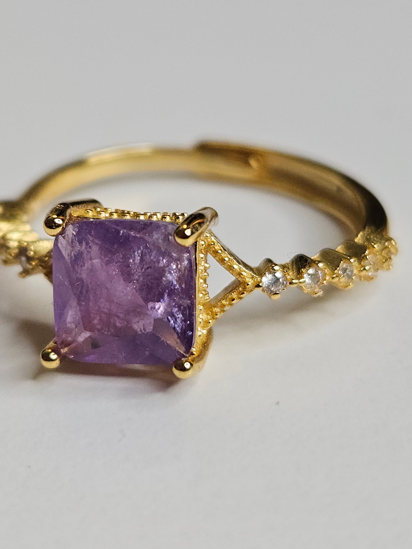 Bague plaqué or en Améthyste