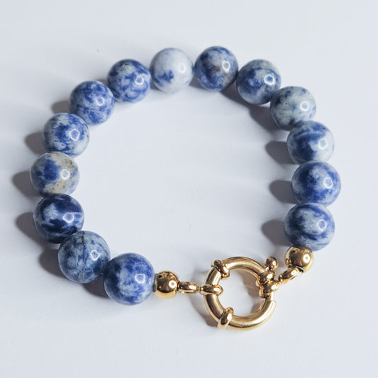 Bracelet Sodalite doré - calme, clarté mentale, équilibre
