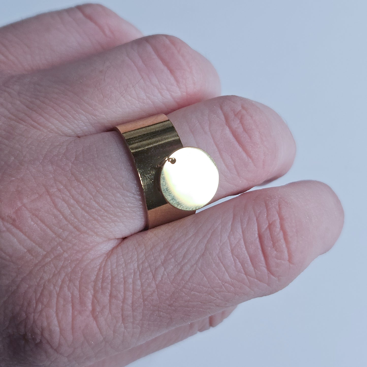 Bague SADIRA dorée avec pampille