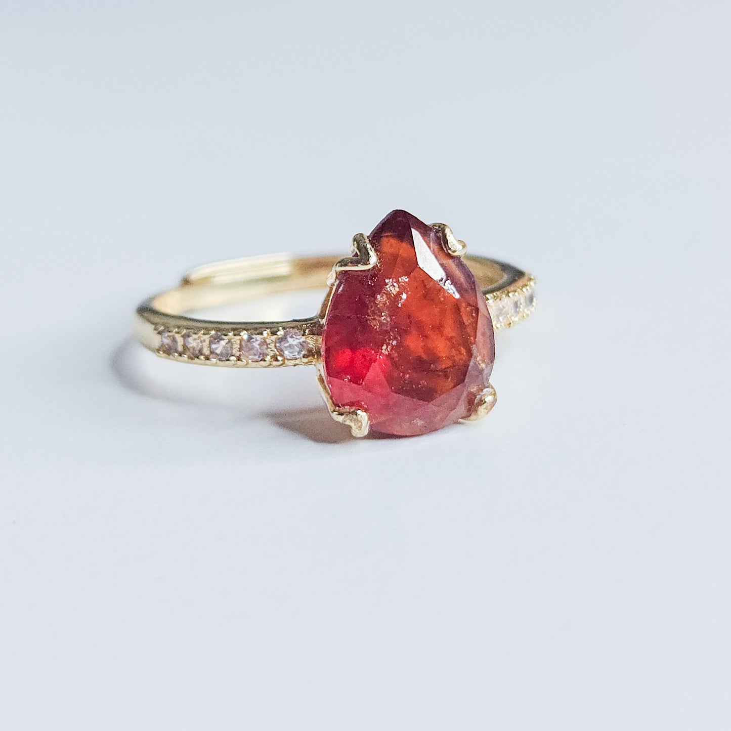 Bague goutte Grenat