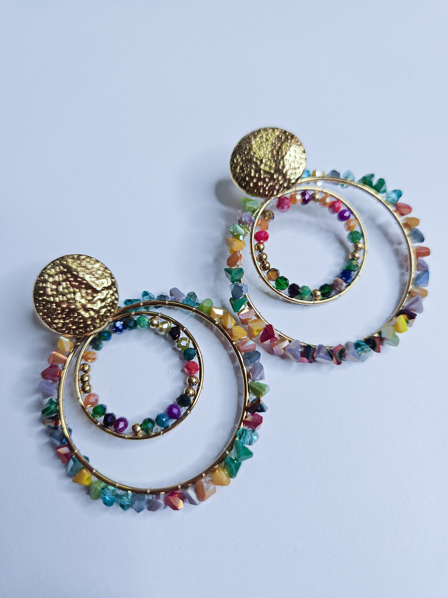 Boucles d'oreilles pendantes cercles Esthéa  multicolores