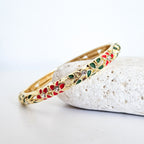 Bracelet jonc Camélia vert et rouge