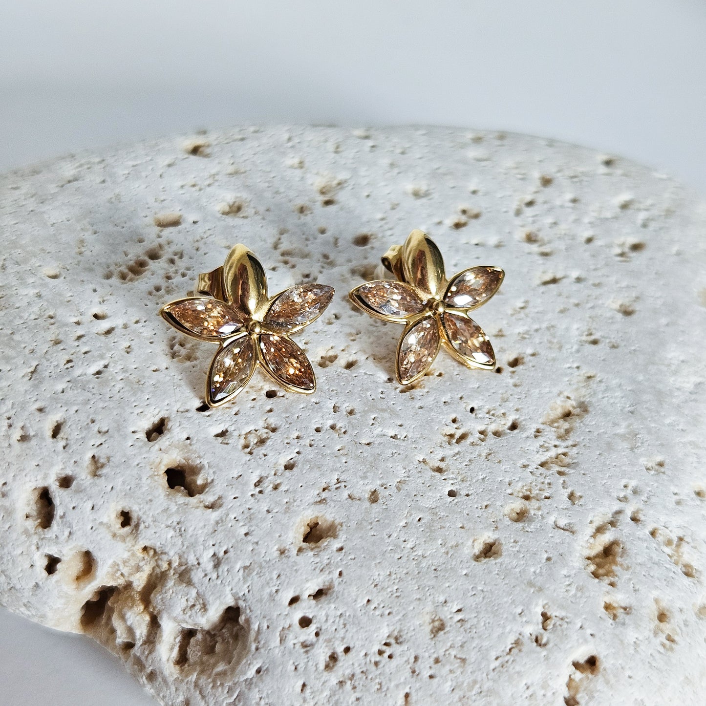 Boucles d’oreilles Ciara beige