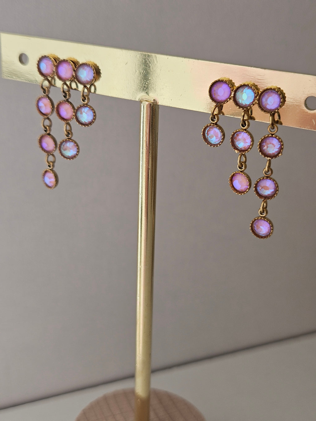 Boucles d’oreilles dorées en acier inoxydable pendants cristaux Adelaïde rose