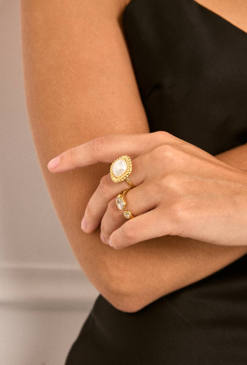 Stainless steel ring 424AQ254: Gold / 100% Stainless steel