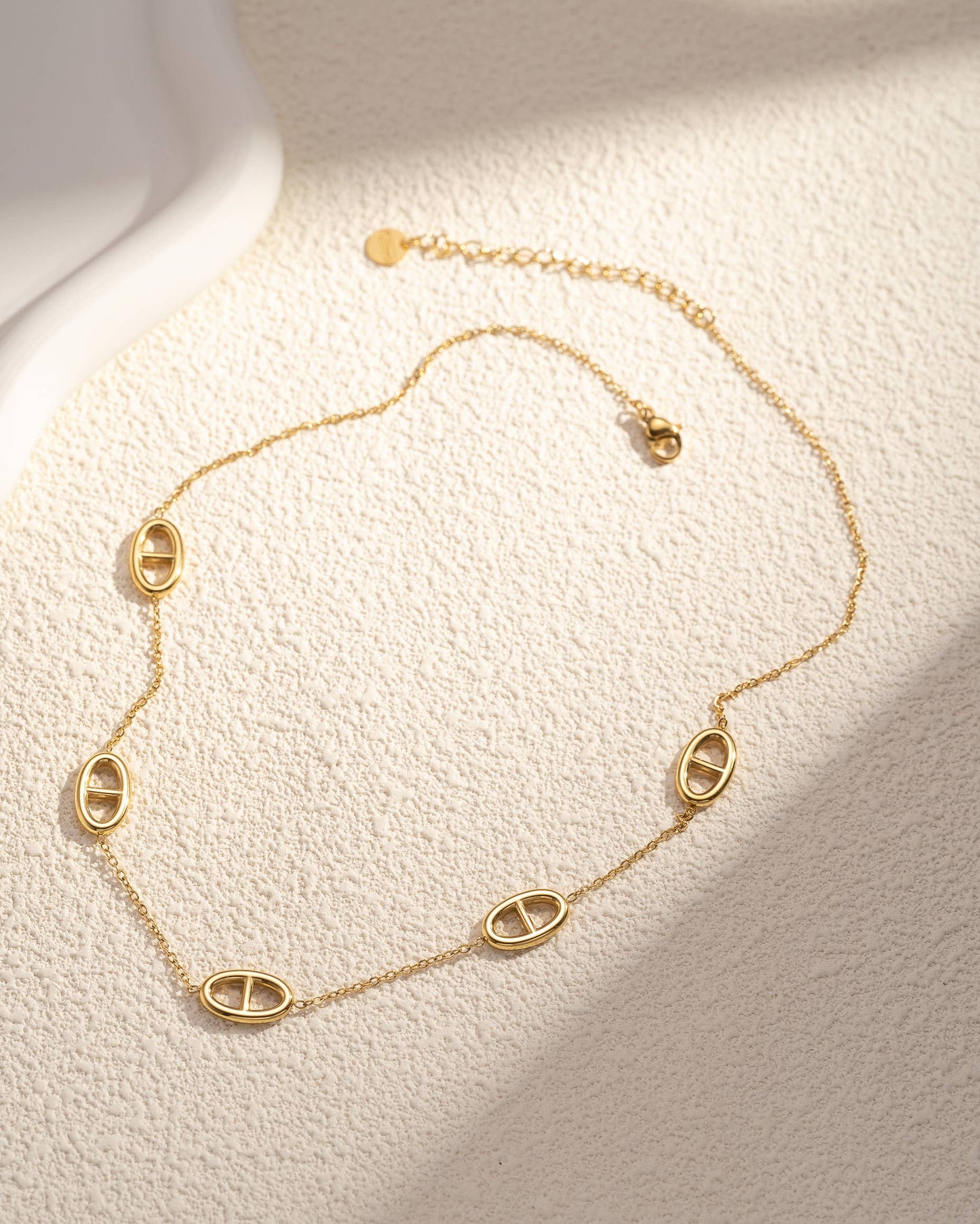 Oval pattern necklace and earring set in stainless steel