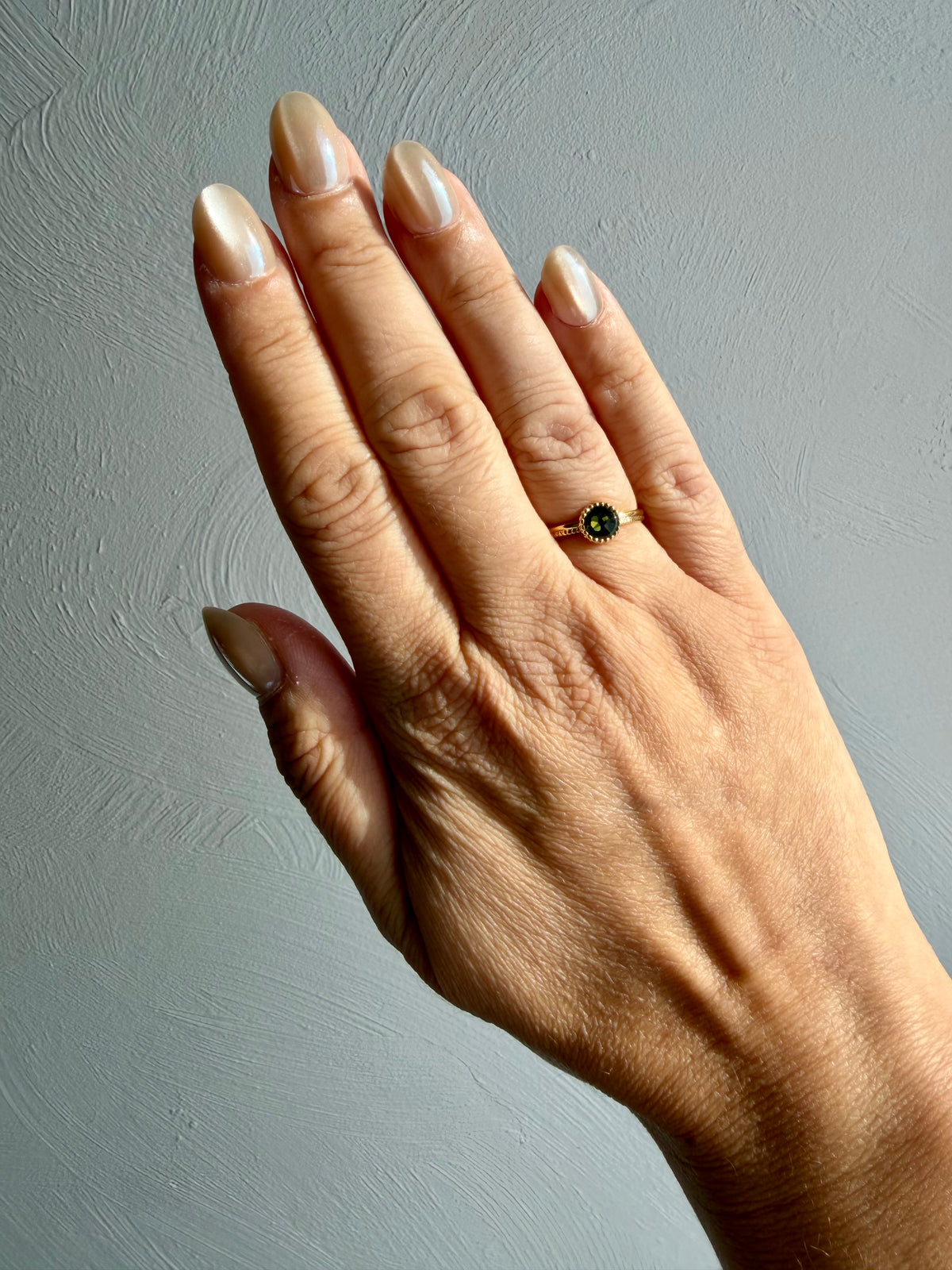 Bague dorée Armance kaki cristaux Swarovski®