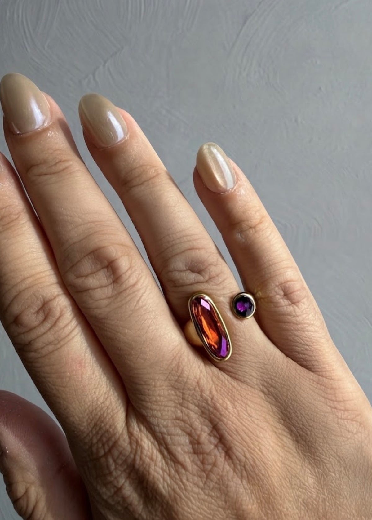Bague dorée Cassiopée rose astral et améthyste cristaux Swarovski®