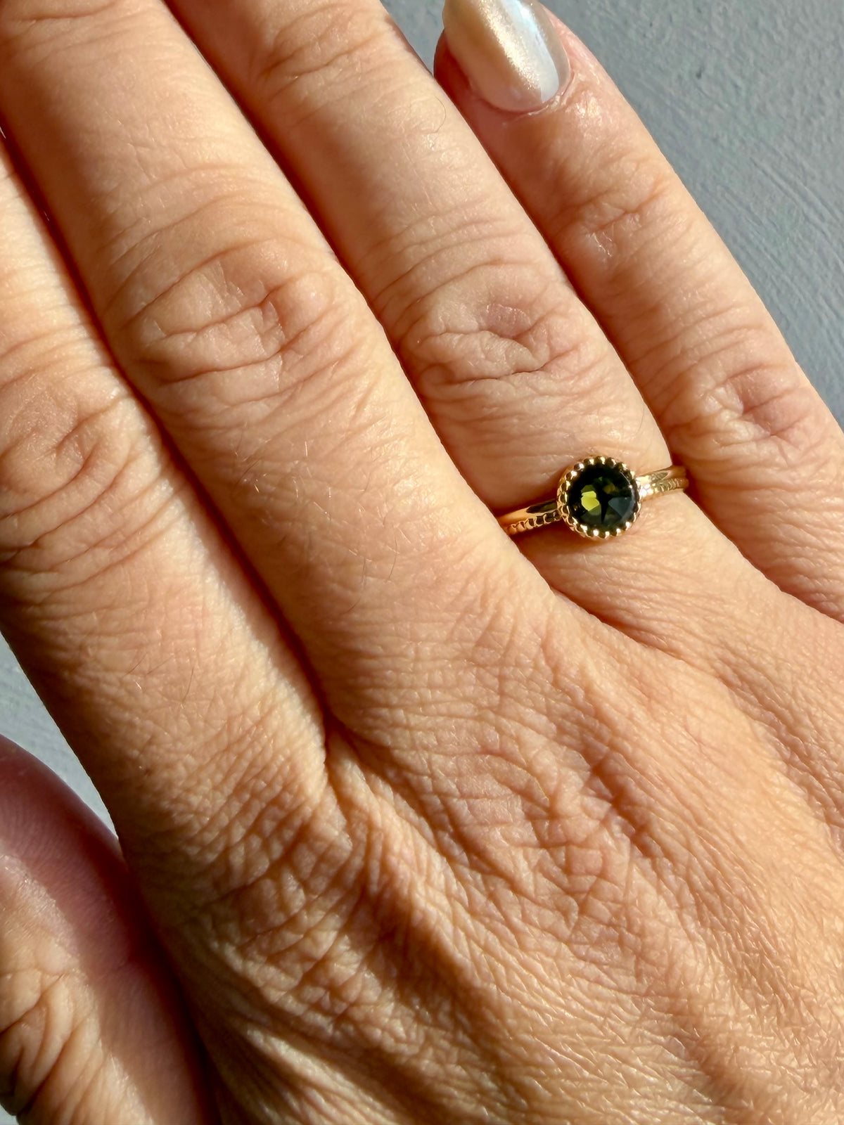 Bague dorée Armance kaki cristaux Swarovski®