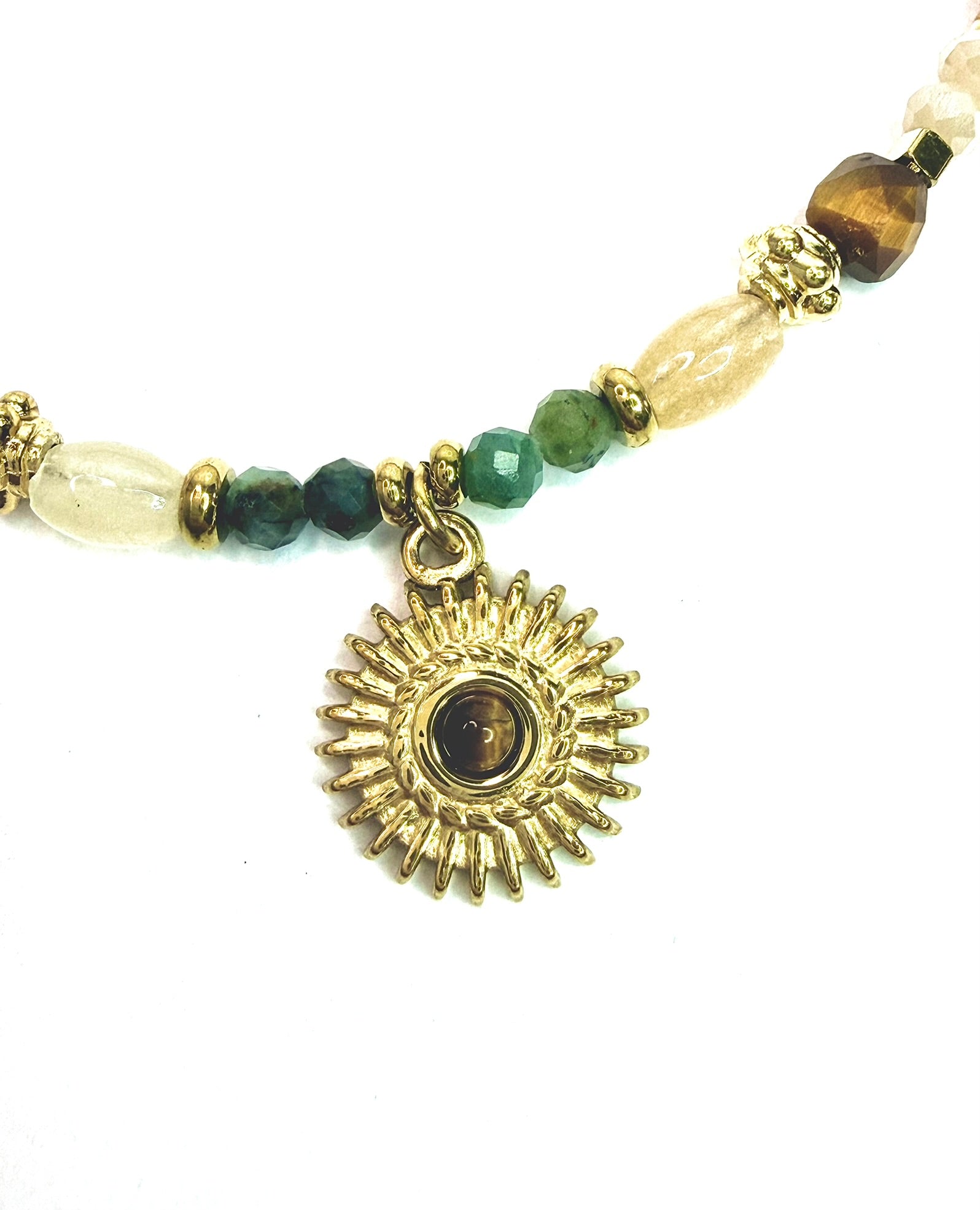 Collier Sélène en acier inoxydable avec perles de verres et naturelles