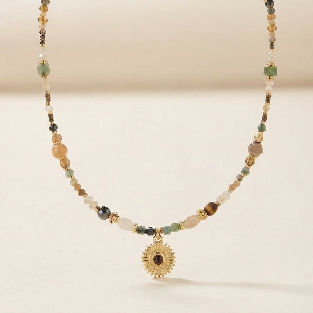 Collier Sélène en acier inoxydable avec perles de verres et naturelles