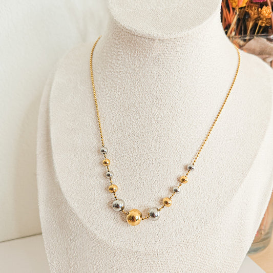 Collier Livia avec des perles en or et en argent