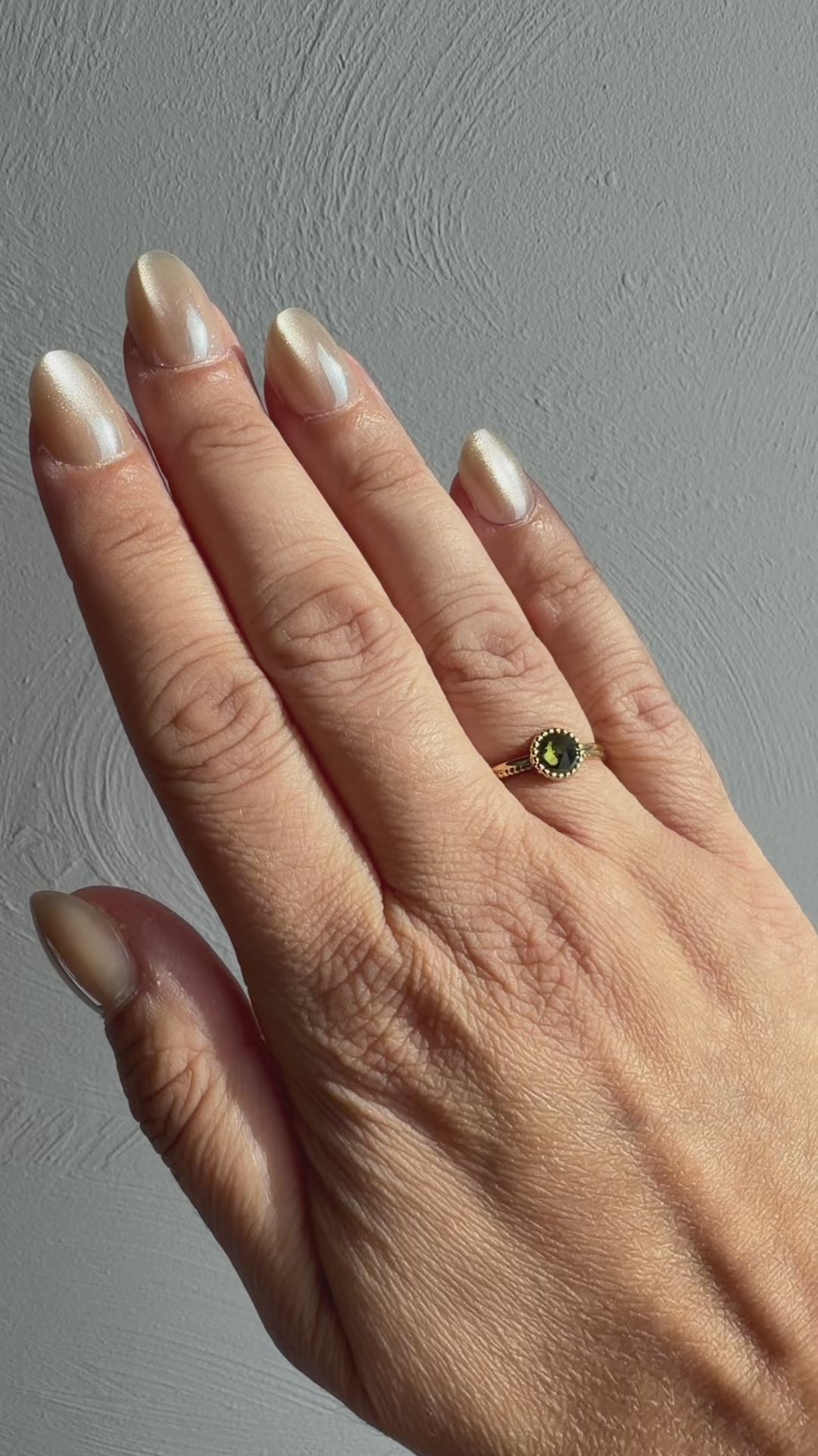 Bague dorée Armance kaki cristaux Swarovski®