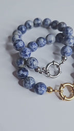 Bracelet Sodalite doré - calme, clarté mentale, équilibre