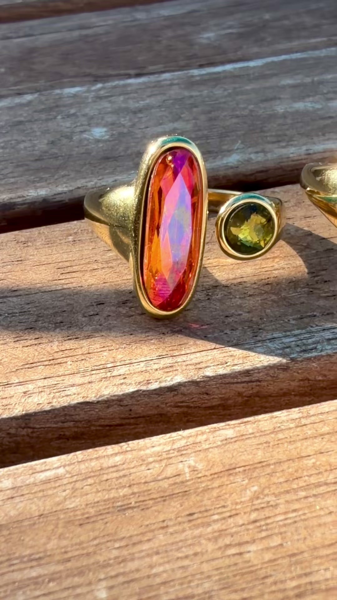 Bague dorée Cassiopée rose astral et améthyste cristaux Swarovski®